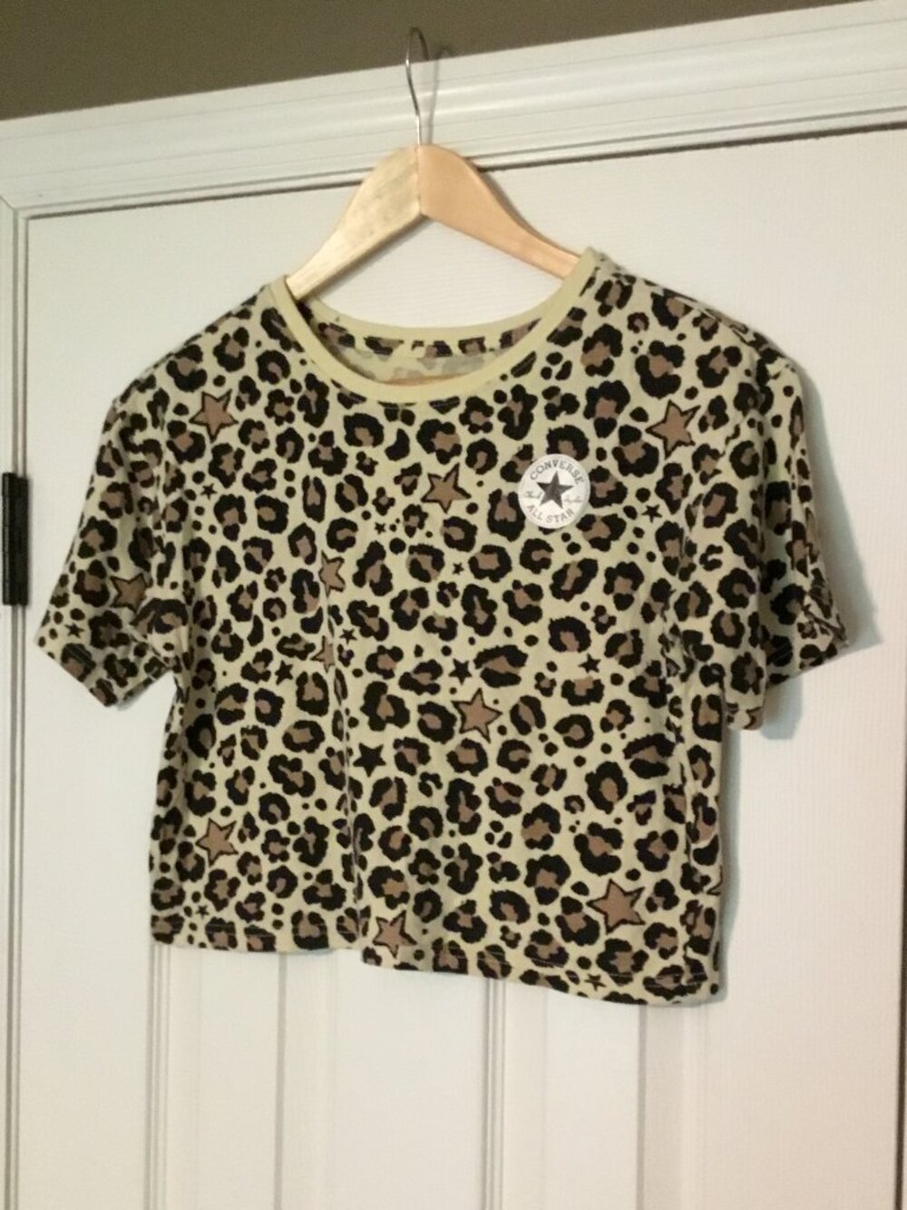 CONVERSE - Crop Top Cheetah Print T-shirt - Size: Girls M (10-12)